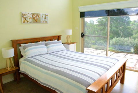Tilba Coastal Retreat - Sydney 4u 5