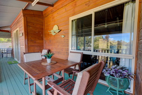 All About Me Bed And Breakfast - Sydney 4u 5