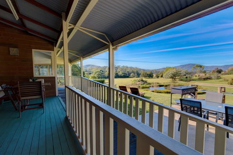 All About Me Bed And Breakfast - Sydney 4u 6