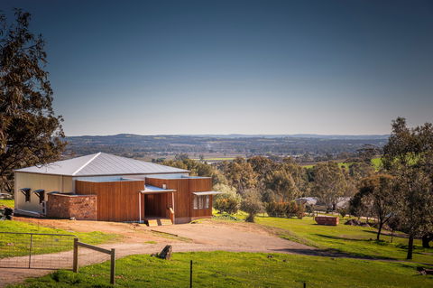 Angaston Saleyards - Auction Shed - Sydney 4u 5