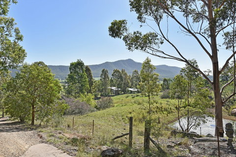 Corymbia - Accommodation Sydney 4