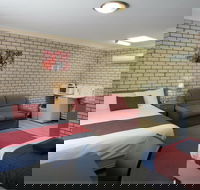 Cowra Crest Motel - Accommodation Sydney