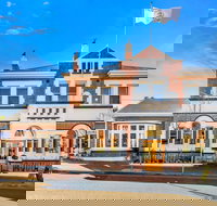 Cygnet Old Bank BB - Accommodation Sydney