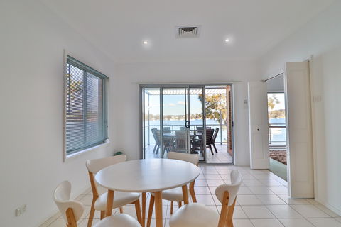 El Lago Jetty - Sydney 4u 2