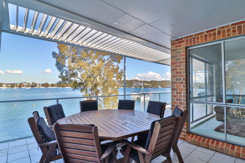 El Lago Jetty - Sydney 4u 7