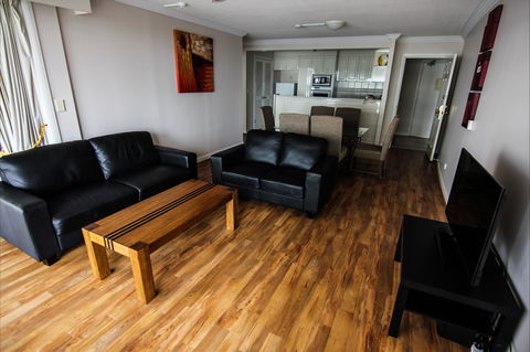 Phoenician Resort - Accommodation Sydney 2