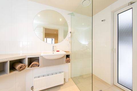 Ropers Alpine Apartments - Sydney 4u 9