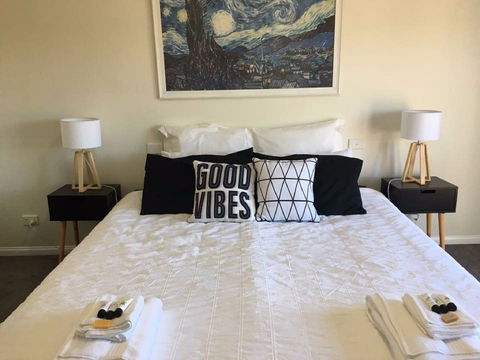 Rosewhite House BnB - Sydney 4u 1