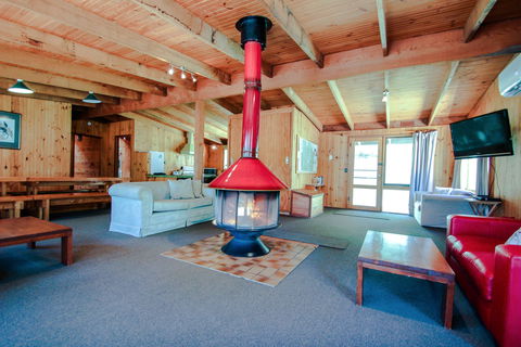 Sambar Lodge - Accommodation Sydney 6