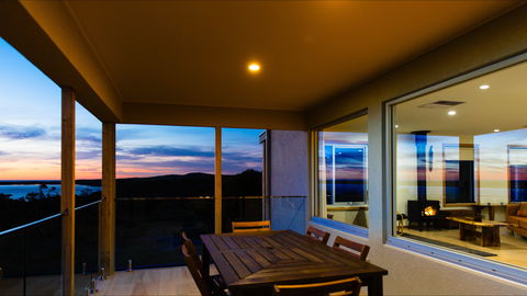 Southern Ocean Lookout - Sydney 4u 1