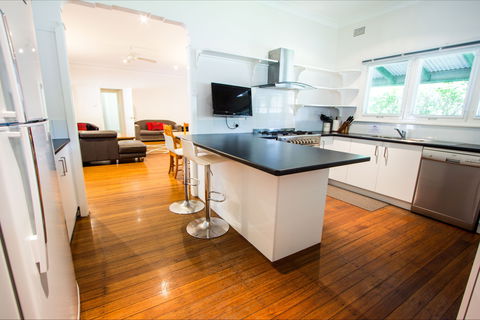 The Retreat Port Stephens - Sydney 4u 2