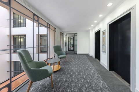 The Savoy On Little Collins Melbourne - Sydney 4u 7