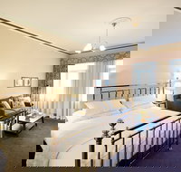 The Settlement Hotel - Accommodation Sydney