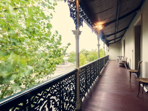 Yarra Valley Grand Hotel - Sydney 4u 5