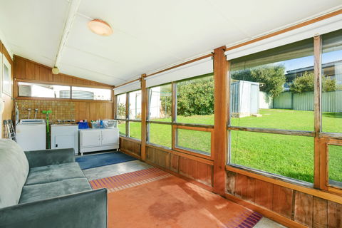 19 Investigator Crescent, Encounter Bay - Sydney 4u 5