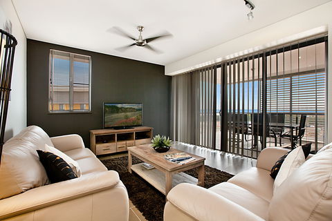 Ananya Executive - Sydney 4u 0