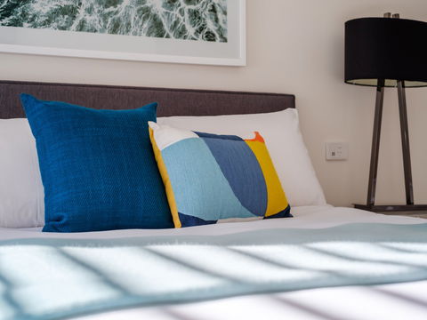 ArtHouse Freycinet - Sydney 4u 2
