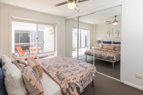 Bay Room Getaway - Accommodation Sydney 3