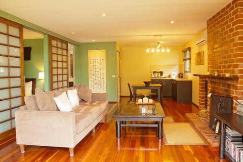 Chestnut Glade - Accommodation Sydney 7