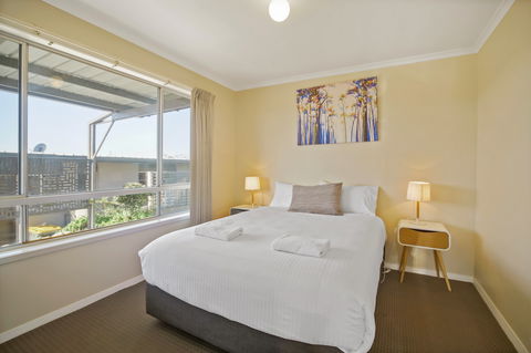 Eagle Heights Holiday Units - Scenic Unit - Sydney 4u 1