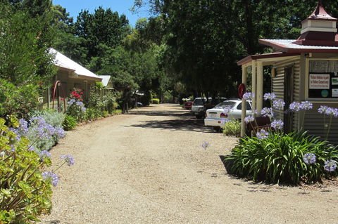 Everton Caravan And Tourist Park - Sydney 4u 0