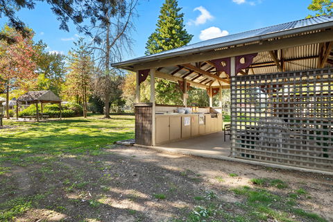 Everton Caravan And Tourist Park - Sydney 4u 4