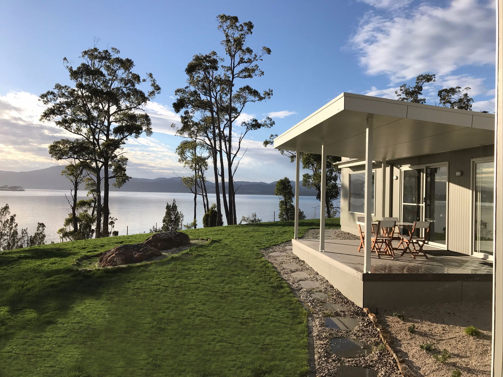 Brooks Bay TAS Sydney 4u