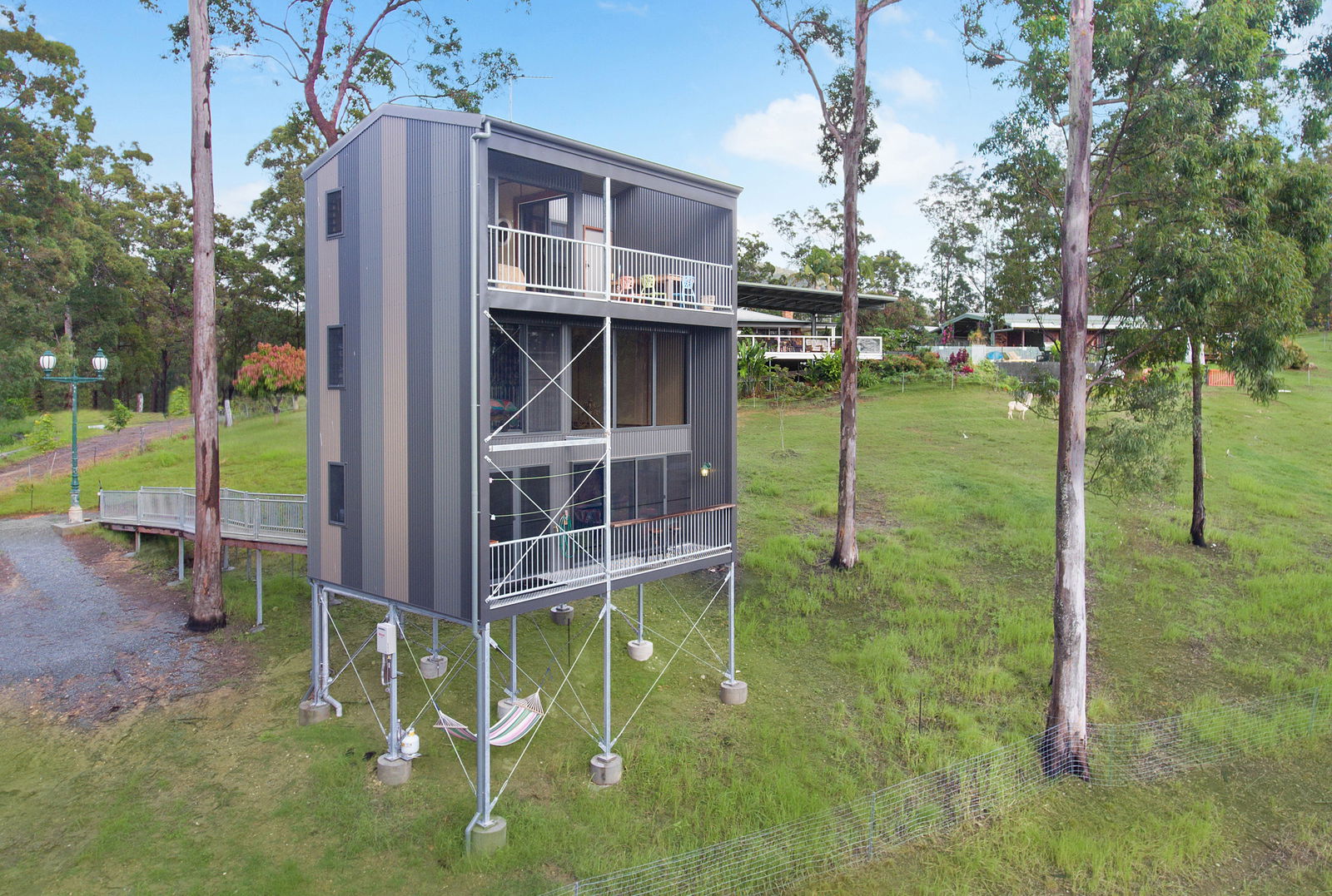 Austinville QLD Sydney 4u