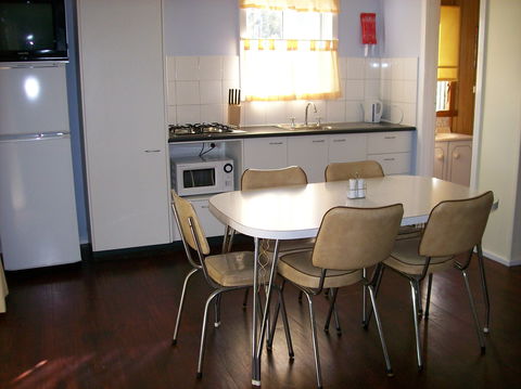 Goughs Bay Holiday Cottages - Accommodation Sydney 2