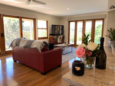 Hahndorf Luxury Lodge - Sydney 4u 0