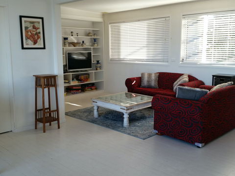 Headlands Beach House - Sydney 4u 5