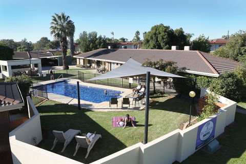 Jacaranda Motel And Holiday Units - Accommodation Sydney 0