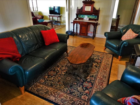 Loughmore House And Cottage - Sydney 4u 3