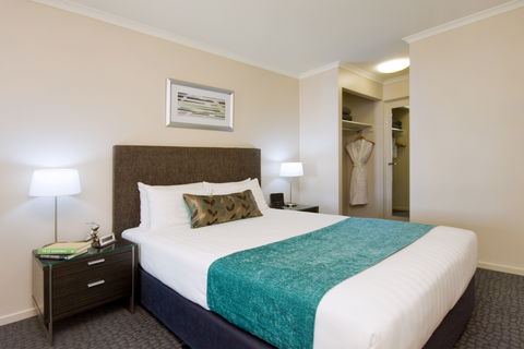 Pacific Suites Canberra - Sydney 4u 6