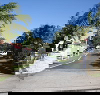 Sarina Palms Caravan Village - Accommodation Sydney