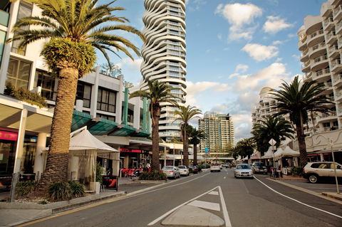 Talisman On Broadbeach Apartments - Sydney 4u 6