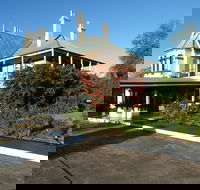 Airlie House Motor Inn - Accommodation Sydney