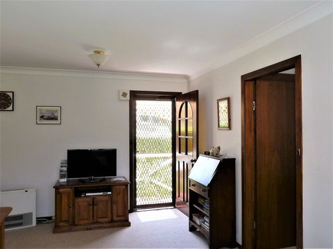 Anglea House Bed And Breakfast - Accommodation Sydney 2