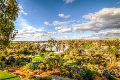 Aruma Executive Holiday Home - Sydney 4u 1