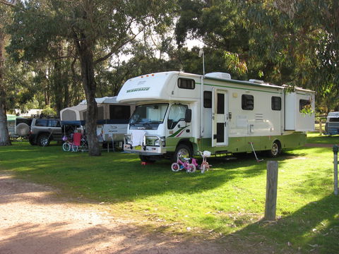 BIG4 Taunton Farm Holiday Park - Accommodation Sydney 0