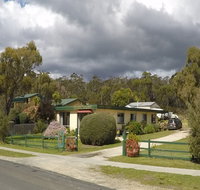 Binalong Bungalows - Accommodation Sydney