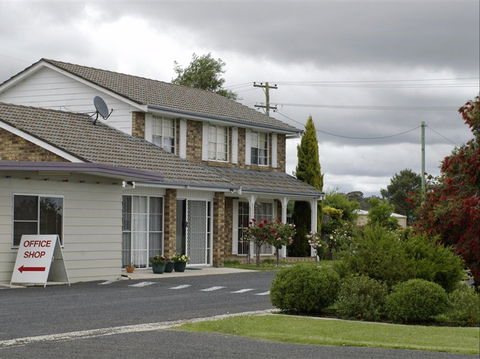 Country Road Caravan Park - Sydney 4u 0