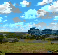 Harvey Hills Farm Stay Chalets - Sydney 4u