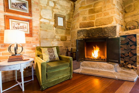 Monkey Place Country House - Sydney 4u 1