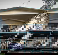 Page Drive Blanchetown  -River Shack Rentals - Sydney 4u