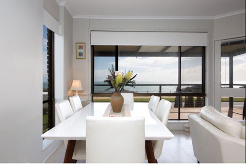 Shanti By The Sea - Accommodation Sydney 0