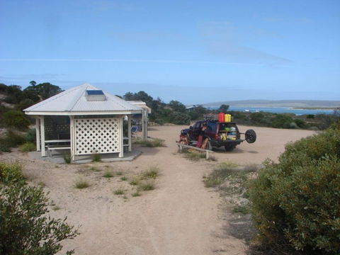 Baird Bay Campground - Sydney 4u 1
