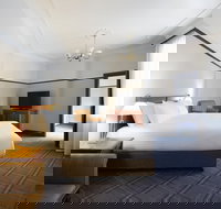 Brassey Hotel - Accommodation Sydney