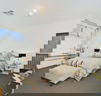 Century 21 SouthCoast The Residence - Accommodation Sydney