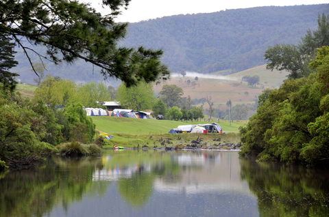 Cundle Flat Farm - Sydney 4u 0